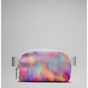 Lululemon Everywhere Belt Bag 1L, Prism Wash Print Multi/Vapor